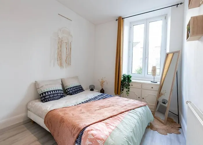 Appartement Entierement Renove Et Cosy Avec Jardin
